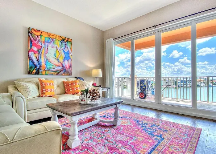 Harborview Grande 404 Hotel
