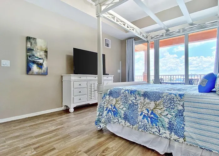 Harborview Grande 404 * Clearwater Beach